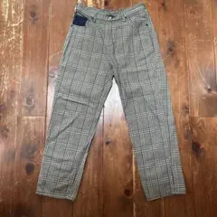 チェックパンツ　ジーパン生地　カジュアル