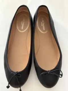 J&M DAVIDSON フラットシューズ