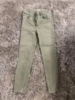 ZARA ライトグリーン スキニーパンツ