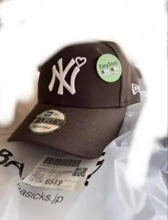 みり様専用BASICKS NEW ERA 9FORTY キャップ ブラウン - メルカリ