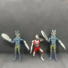 【超美品】ウルトラマン バルタン星人 フィギュア 3体セット