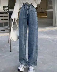 ハイウエスト ストレートデニム（ミディアムウォッシュ）