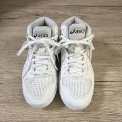 asics ミドルカット バスケットシューズ　20cm