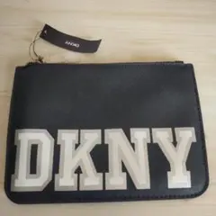 DKNY　新品未使用　ポーチ
