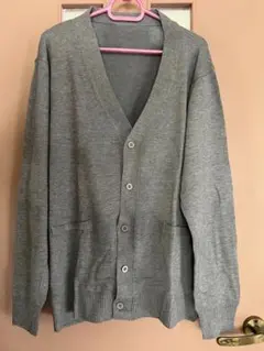 セール　新品　さらっと素材　毛玉が付きにくそうな　カーディガン　グレー　L