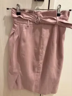 美品apuweiser richeピンク ベルト付タイトスカートサイズ1