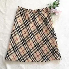 美品✨バーバリーロンドン　膝丈スカート　ノバチェック　ストレッチ　S相当