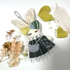 ミナペルホネン ⚮̈﻿ patchちゃん 人形 ぬいぐるみ ミナペルホネン ⚮̈﻿ patchちゃん 人形 ぬいぐるみ - メルカリ