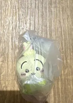 ちいかわ たべものいっぱいマスコット　うさぎ