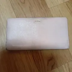 FURLA　財布