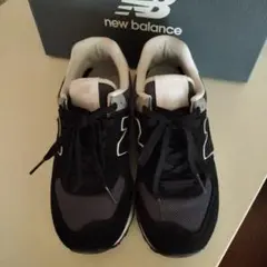 new balance スニーカー 黒/グレー