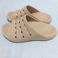 AKASHI サンダル ベージュのサムネイル