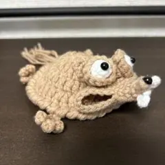 そり返るコースター リス