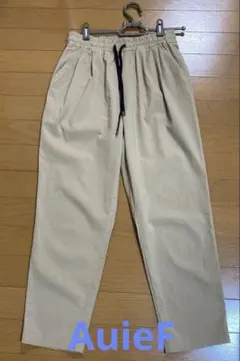 AuieFのウエストゴム ベージュパンツのサムネイル