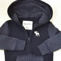 お洒落!　キッズ　新品アバクロパーカー3/4歳