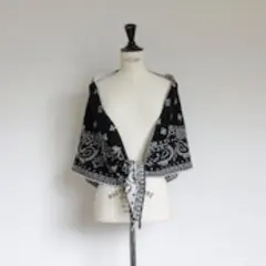 Gypsohila ジプソフィア ペイズリーニットストール