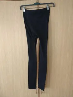 ブラック 冬用レギンス M-L(サイズにしては小さめです)