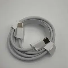 USB-C to USB-C 充電ケーブル ホワイト
