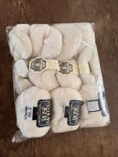 モヘア糸 白系11玉/編み棒付き