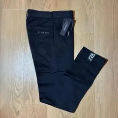 【未使用品】ヴェルサーチ 折り返しロゴ スラックス ブラック サイズ44