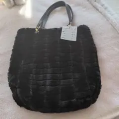 フェイクファー バッグ 黒 新品