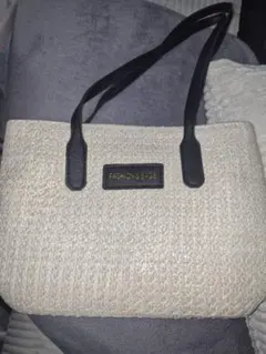 FASHION & BASS クリーム色編み トートバッグのサムネイル