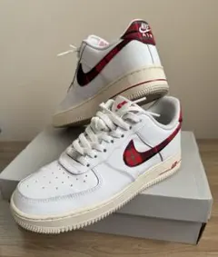 Nike Air Force 1 ホワイト/レッドチェック