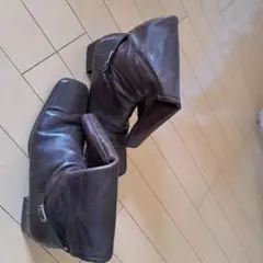 ダークブラウン レザー ショートブーツ