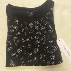 週末特価　新品タグ付　Calvin Klein ストーン装飾Tシャツ L