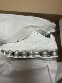 新品未使用 スニーカー ショックスTL WMNS 23.5cm NIKE ナイキ