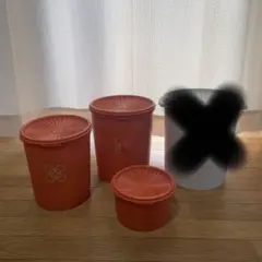 タッパーウェア　食品保存容器 3個セット オレンジとホワイト