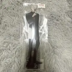 バスタフェ　シュウ　アクスタ
