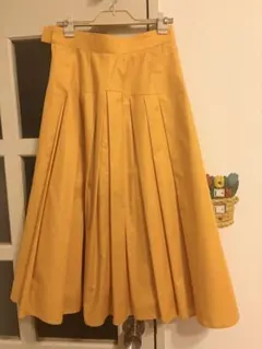 Chloé クロエ プリーツスカート イエロー 40サイズのサムネイル