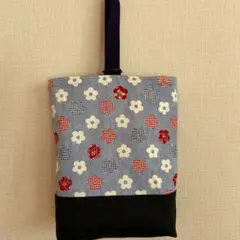 ハンドメイド　上履き入れ　お花　くすみブルー　キルティング
