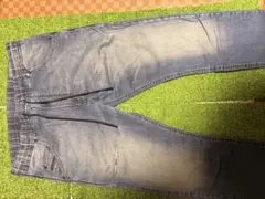 Diesel ダメージ加工ブルーデニム