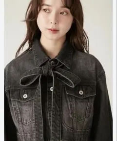 カーブヘムクロップドデニムジャケット ブラック　リリーブラウン