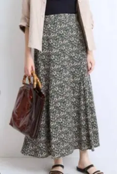 SLOBE IENA アンティークフラワーフレアスカート