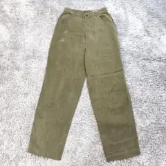 【イディオムコンテ】カーキ パンツ テンセルの柔らかい生地 ストレート 秋冬