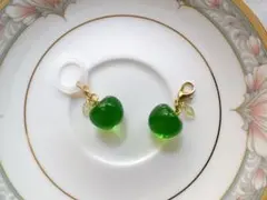 青リンゴ　アンブレラマーカーとチャームの2点セット