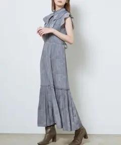 【SNIDEL】フリル付きストライプロングワンピース