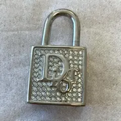 ディオール　DIOR チャーム　鍵