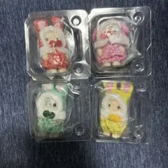 シルバニアファミリー　カラフルウサギコスチューム　4種セット　新品未開封品