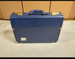 FFK53d 英国ヴィンテージ グローブトロッター 60s-70s トランク FFK53d 英国ヴィンテージ グローブトロッター 60s-70s トランク - メルカリ