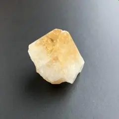 黄色の天然石