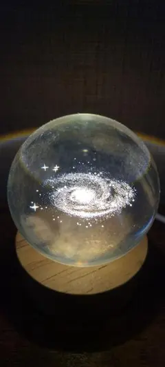 クリスタル 置物