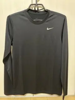 Nike DRI-FIT ブラック 長袖　S