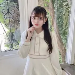 evelyn リボンビジュー襟ミニワンピース