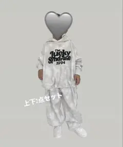ルルモーメント パーカー スウェットパンツ 2点セット