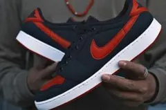 新品未使用　黒タグ付き　NIKE AJKO 1 LOW ブラック/レッド