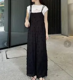 mystic シャイニーフラワーサロペット ブラックのサムネイル
